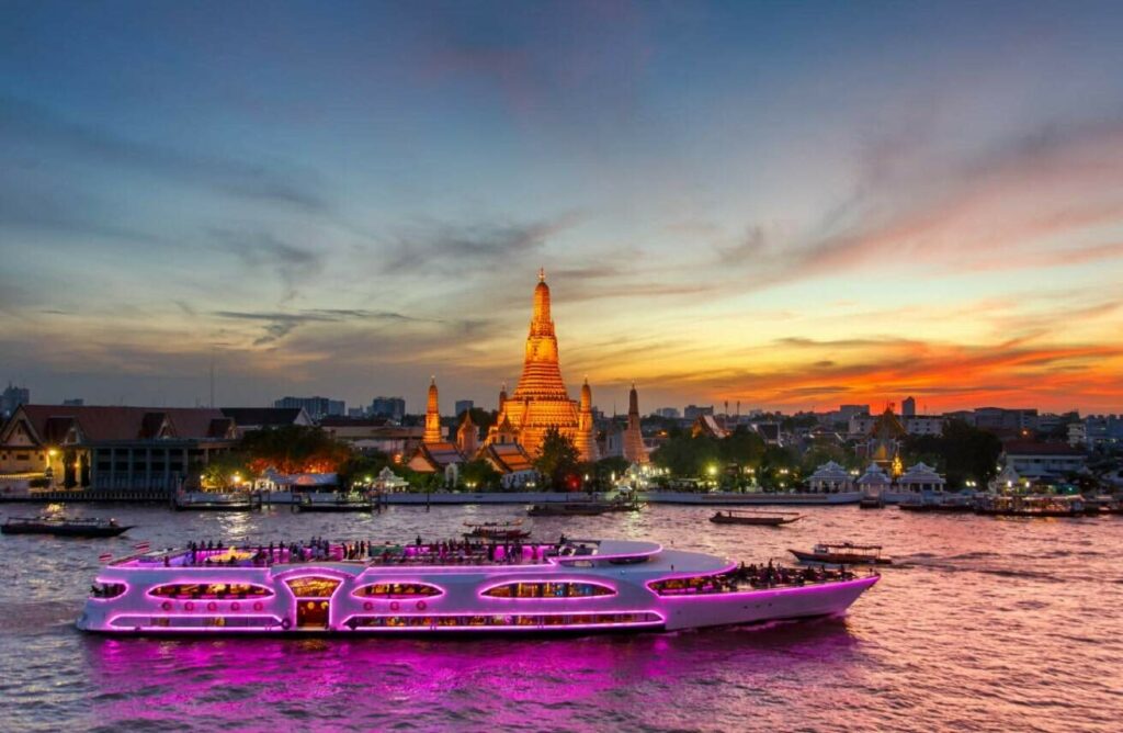 Delve into Thai culture with the Ayutthaya Grand Pearl River Cruise.