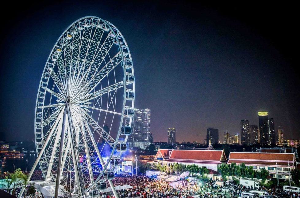 Reach for the sky with Asiatique Sky Ferris Wheel.