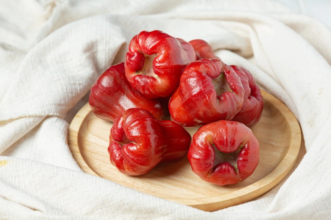 20 Must-Try Delicious Thai Fruits [2025]