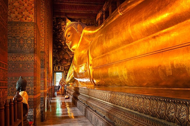 Visit Wat Pho To See The Reclining Buddha